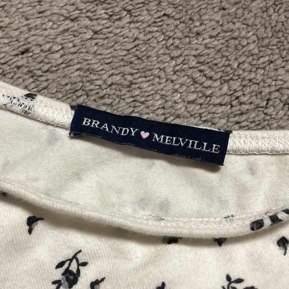 BRANDY MELVILLE Blythe Tank - Picture 3 of 4